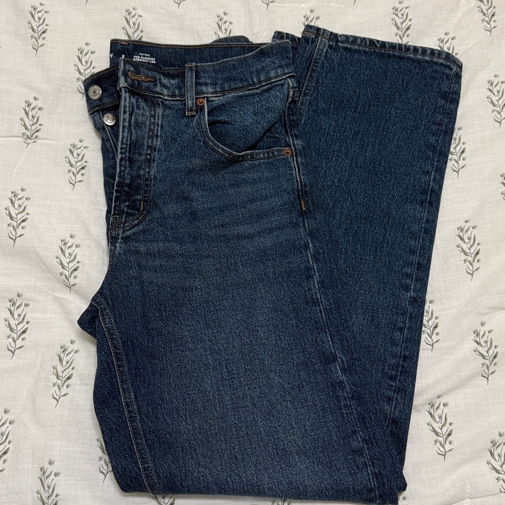 Women's Old Navy High-Rise Slouchy Straight Cropped, Size 2